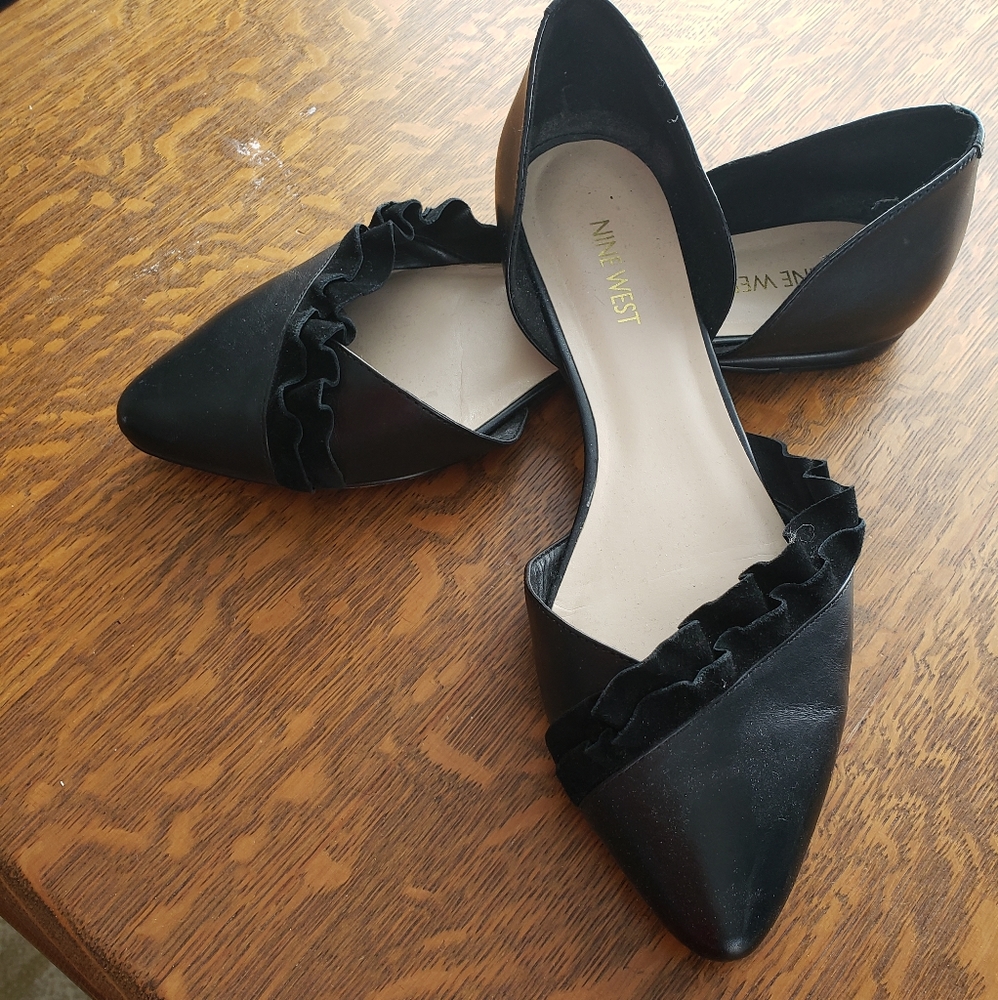 Nine West slip on flats